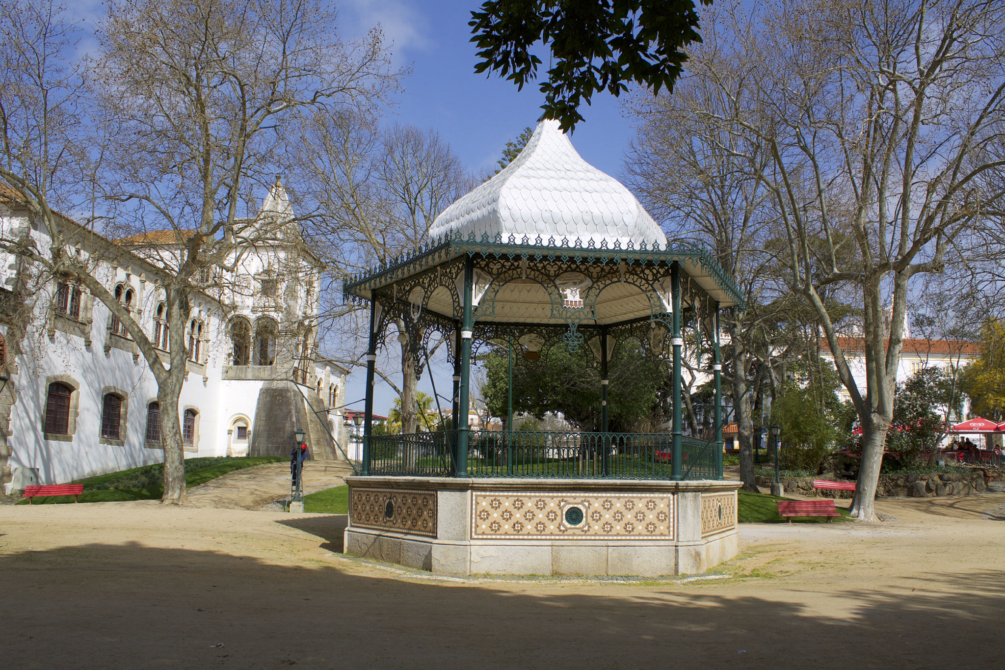 Évora